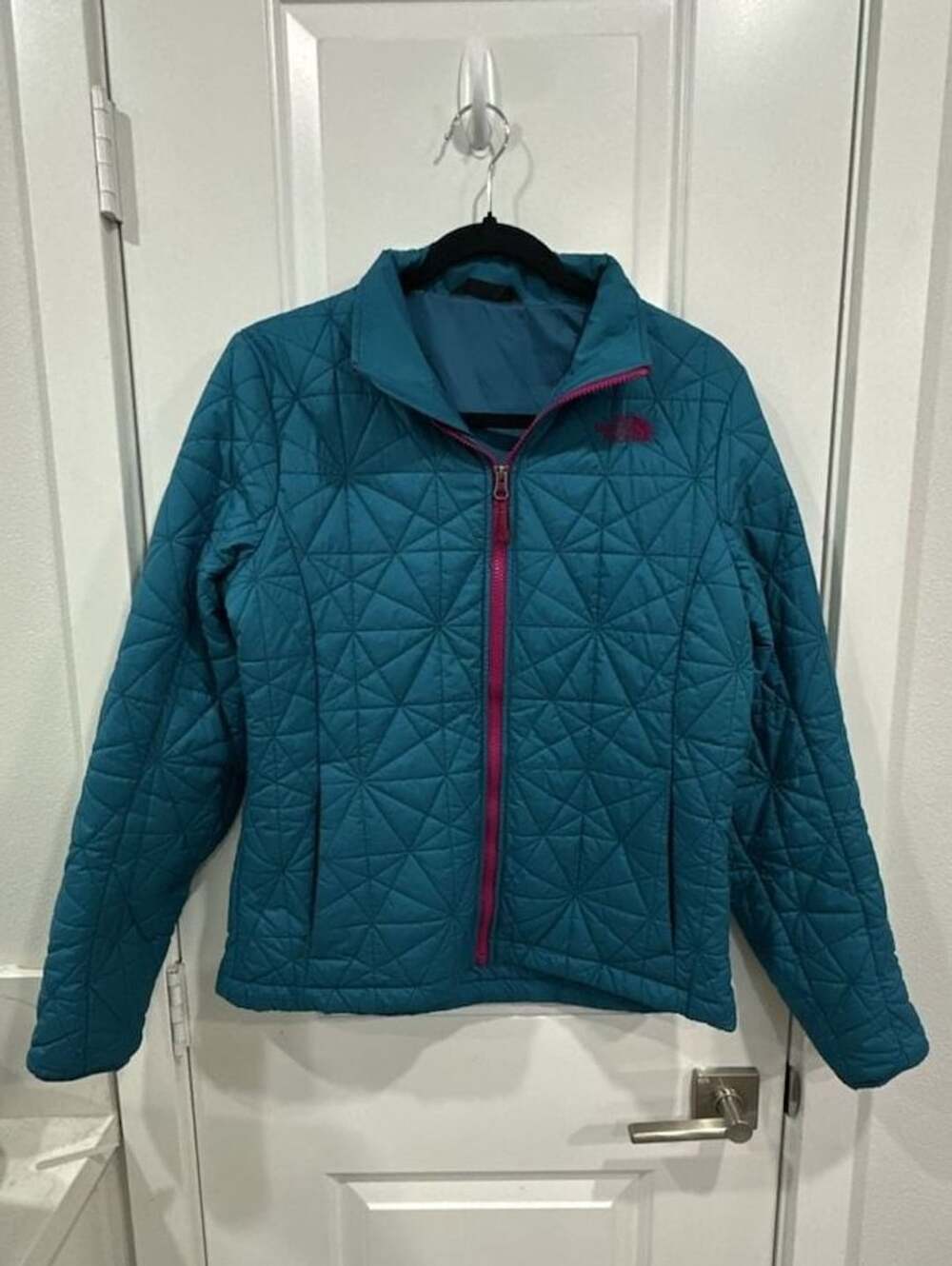 The North Face Women's Teal Quilted Thermal Full Zip Jacket